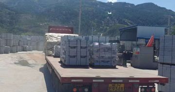 安顺 芝麻白仿形路沿石，直形路沿石