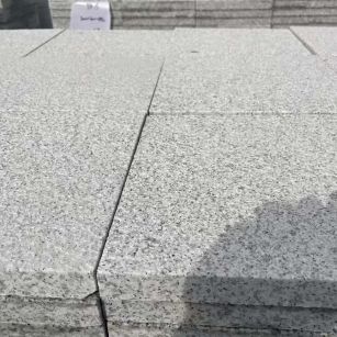 安顺 白麻花岗岩石材推荐 荔枝面地铺石