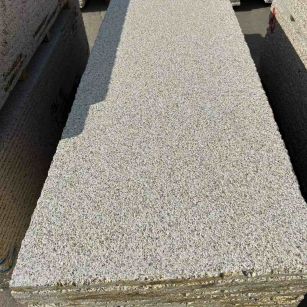 安顺 黄金麻花岗岩荔枝面毛板，半成品