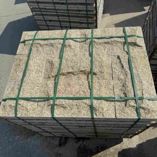 安顺 黄金麻花岗岩石材自然面蘑菇石成品