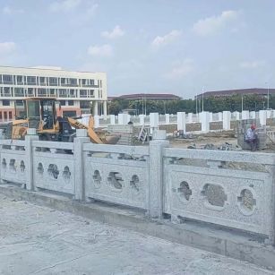 安顺 白麻花岗岩荔枝面河道栏杆