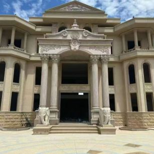 安顺 黄金麻别墅外墙干挂，大柱，大象，蘑菇石，雕花板