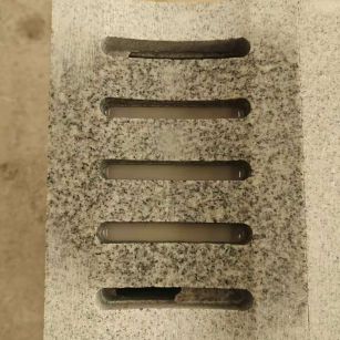 安顺 芝麻白拉丝面花岗岩U型开槽排水槽