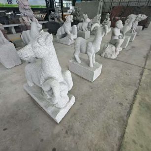 安顺 芝麻白花岗岩造型立体雕刻——十二生肖