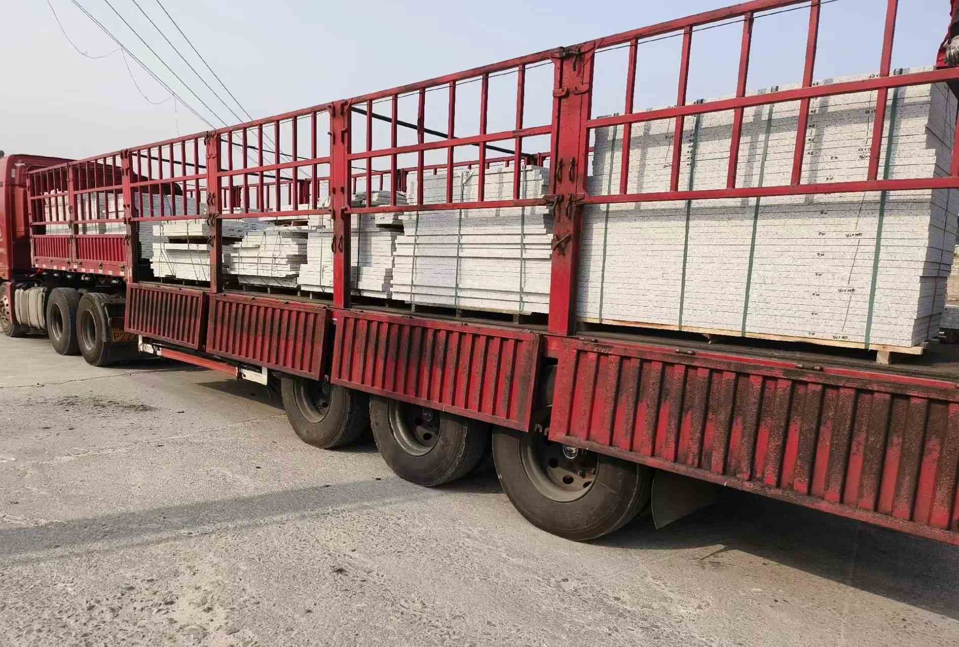 安顺 白麻荔枝面外墙干挂，工厂装车日常