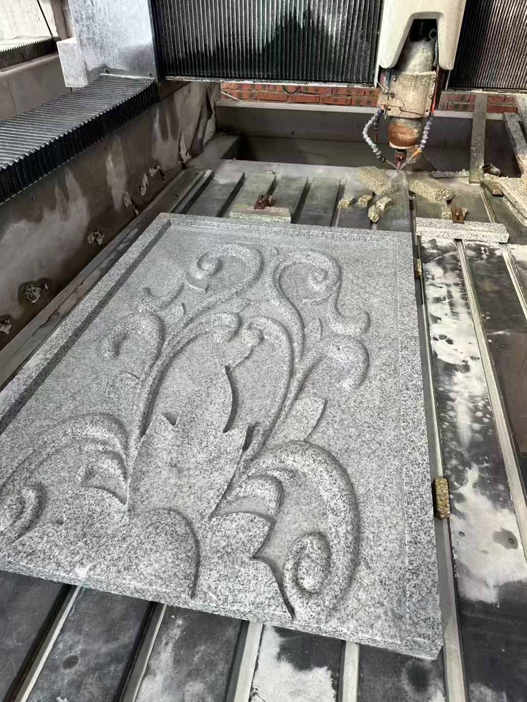 安顺 白麻别墅干挂雕花板