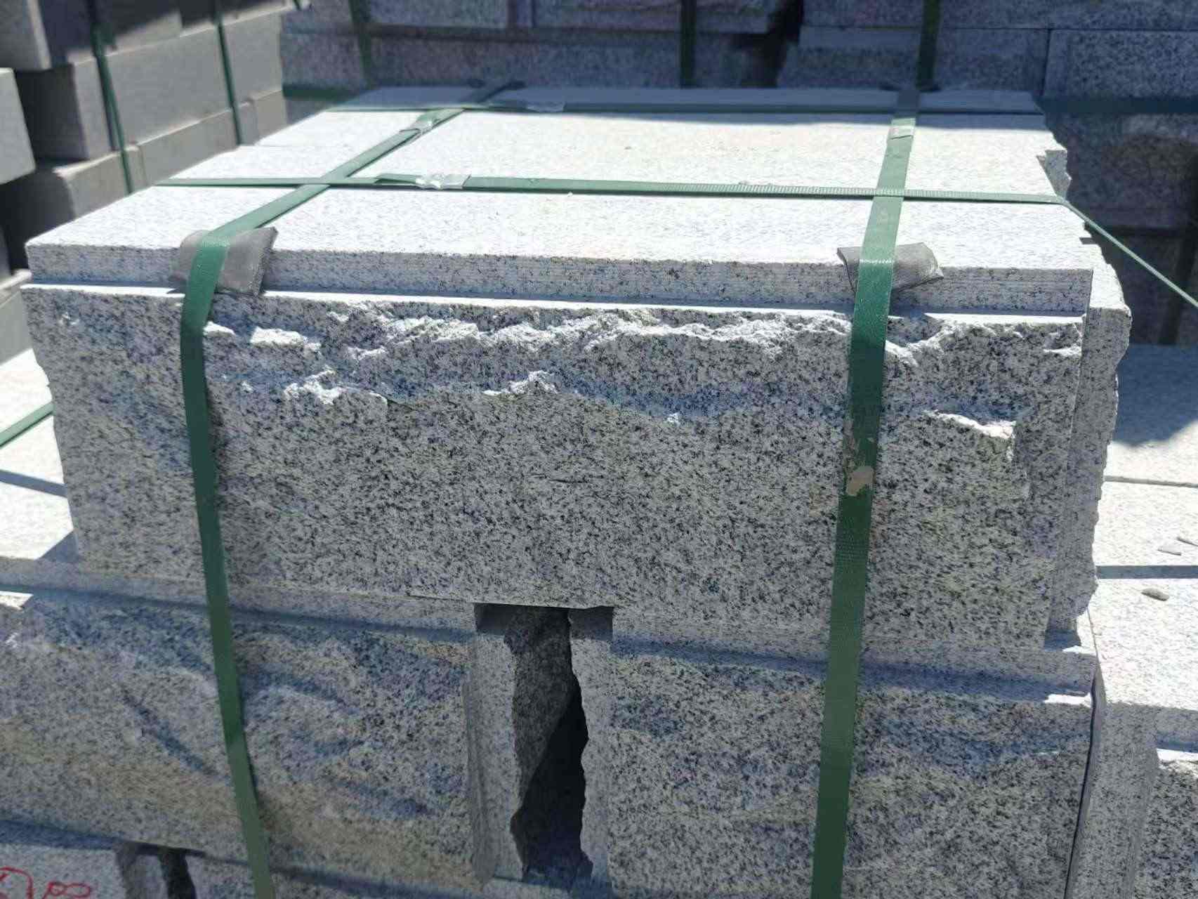 安顺 芝麻白花岗岩自然面成品