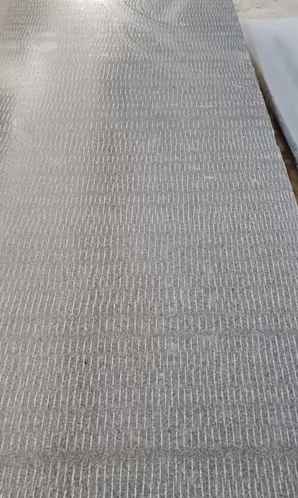 安顺 芝麻灰花岗岩斧剁面，刀斩面