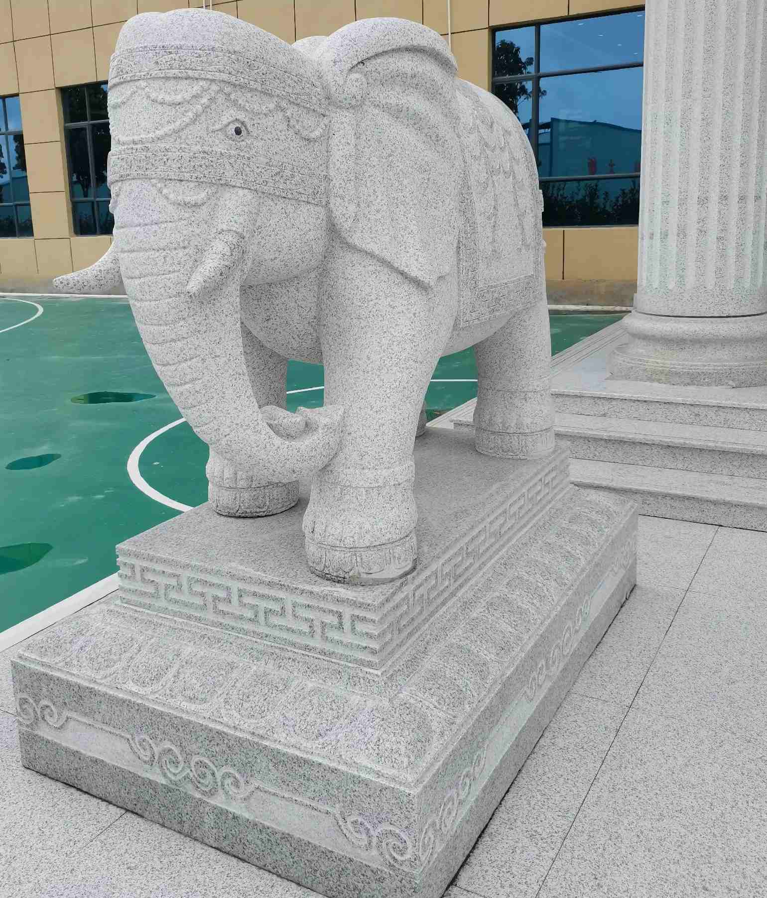 安顺 白麻花岗岩动物异形石雕-大象