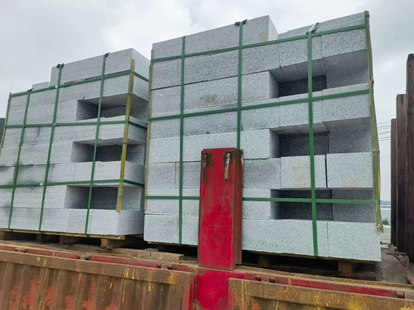 安顺 芝麻白花岗岩路沿石，平石，路侧石，马路牙子，路缘石，立缘石，平缘石等