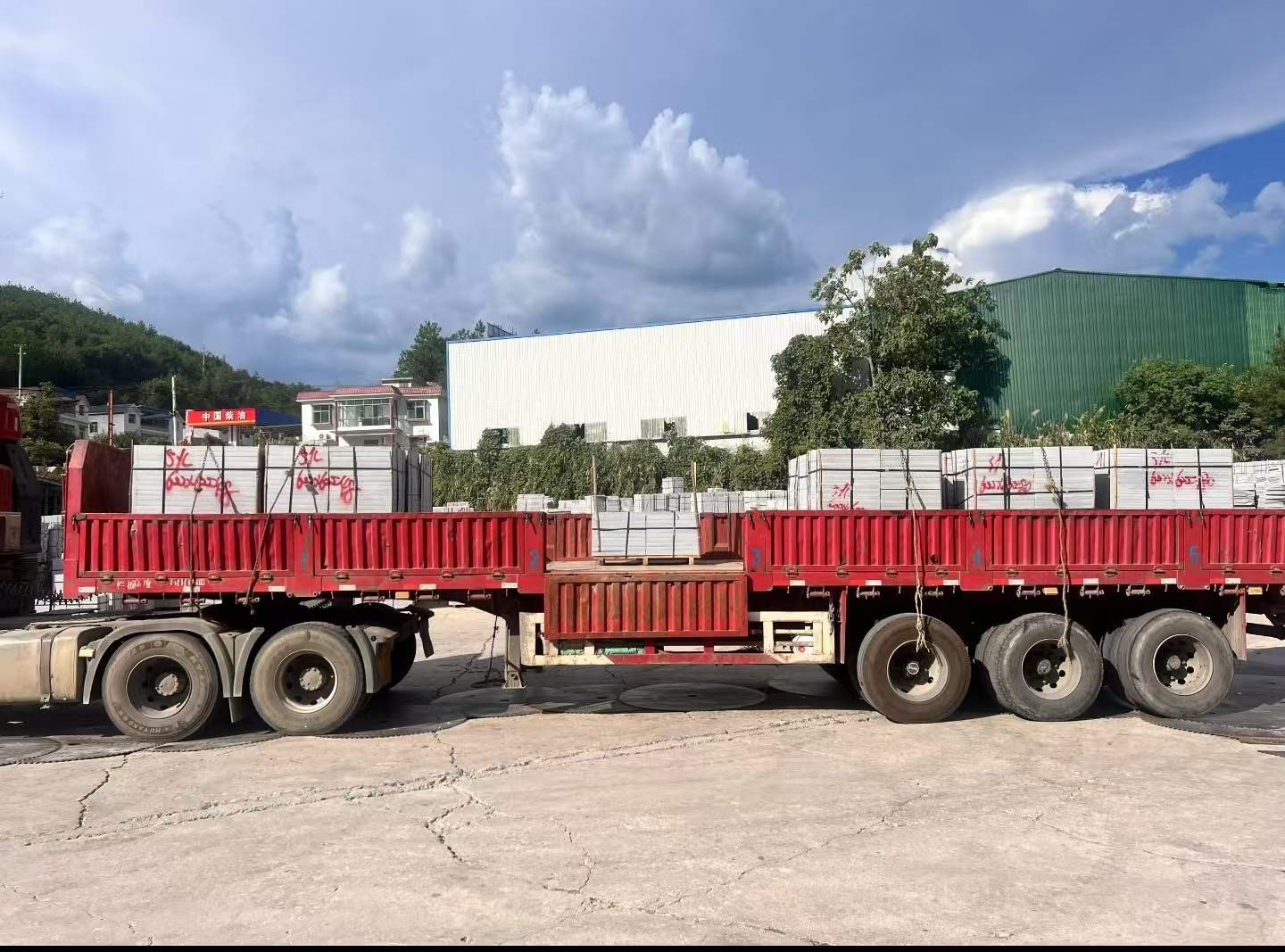 安顺 芝麻灰花岗岩地铺石出货日常