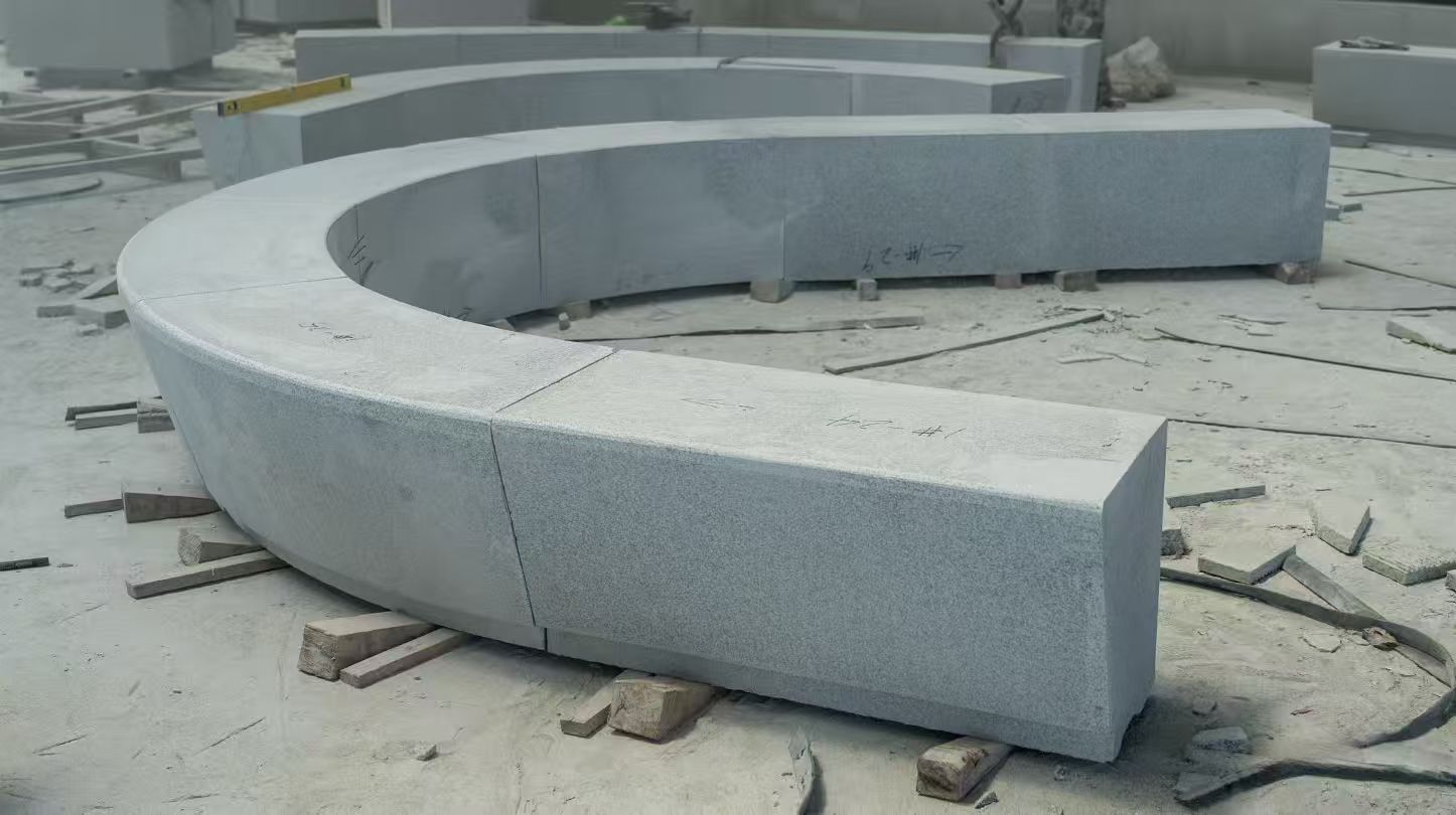 安顺 芝麻白花岗岩光面弧形坐凳